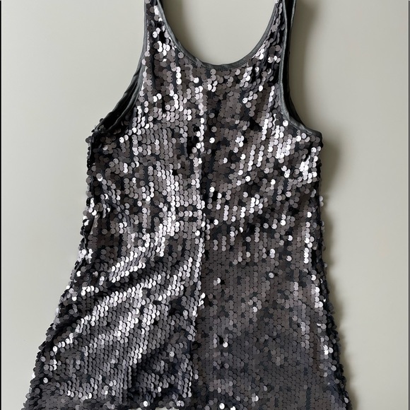 PAPILLON BLANC. SILVER SEQUIN TANK. SIZE XS - Picture 4 of 5